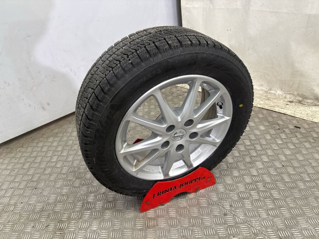 Nissan Pulsar 2016 Sininen