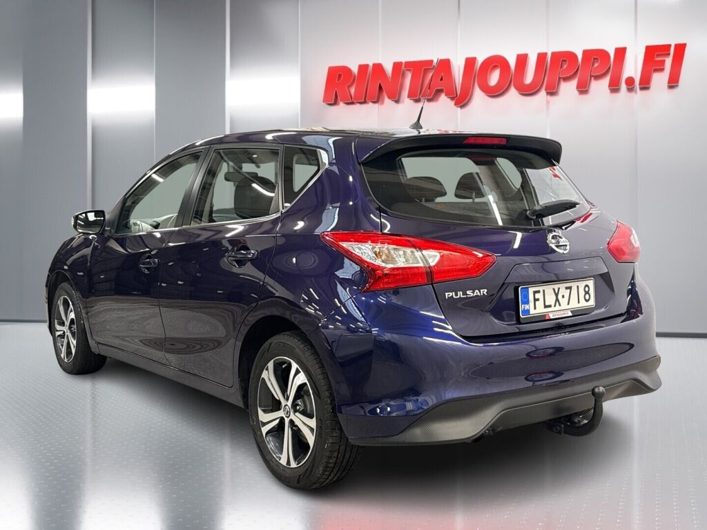 Nissan Pulsar 2016 Sininen