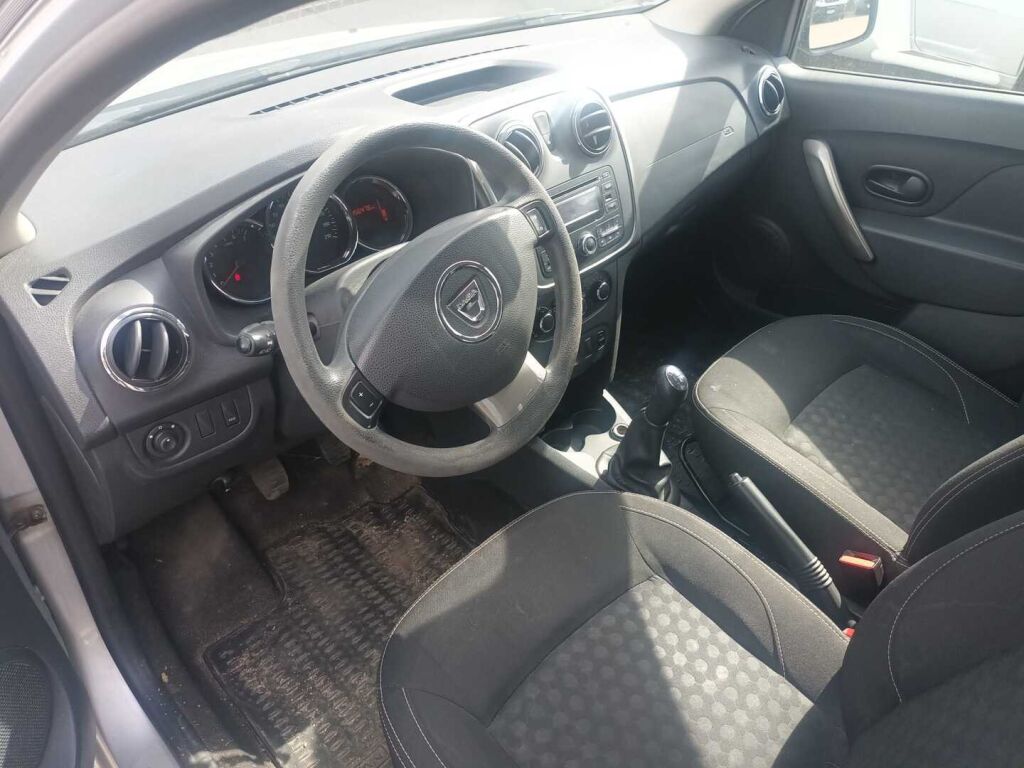 Dacia Logan MCV 2015 Harmaa