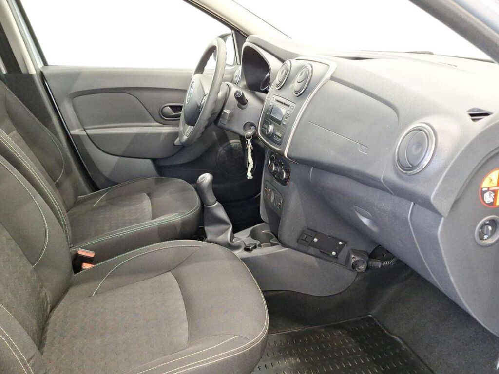Dacia Logan MCV 2015 Harmaa