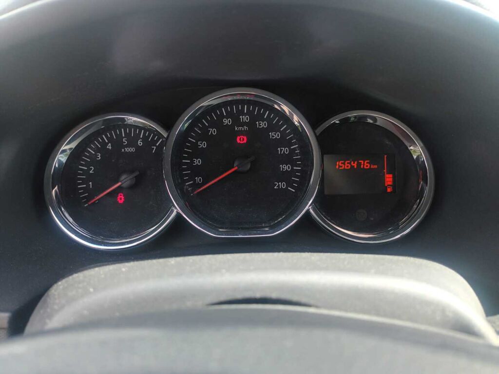 Dacia Logan MCV 2015 Harmaa