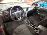 Opel Astra 2016 Punainen