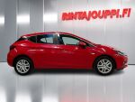 Opel Astra 2017 Punainen