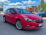 Opel Astra 2016 Punainen