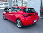 Opel Astra 2016 Punainen