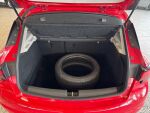 Opel Astra 2016 Punainen