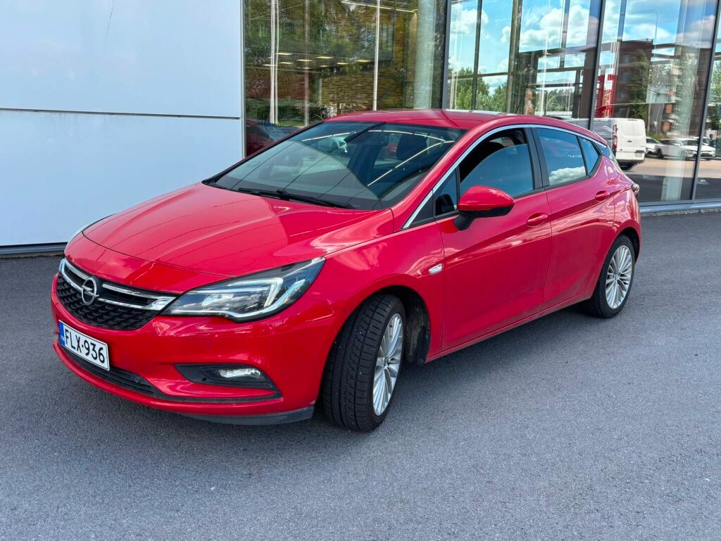 Opel Astra 2016 Punainen