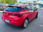 Opel Astra 2016 Punainen