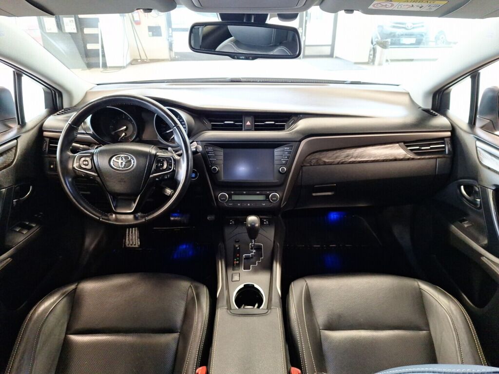 Toyota Avensis 2016 Hopea