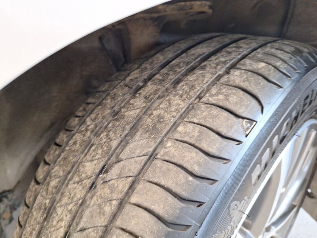 Toyota Avensis 2016 Hopea