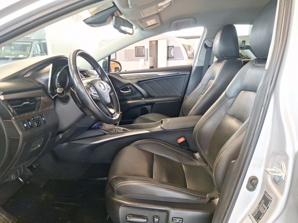 Toyota Avensis 2016 Hopea