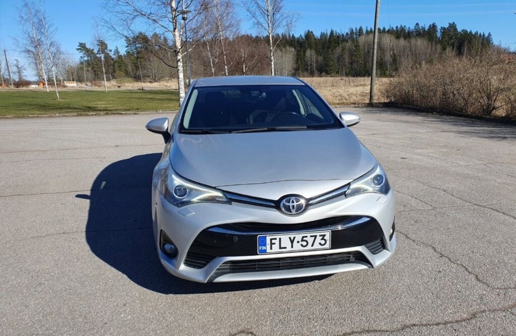 Toyota Avensis 2016 Hopea
