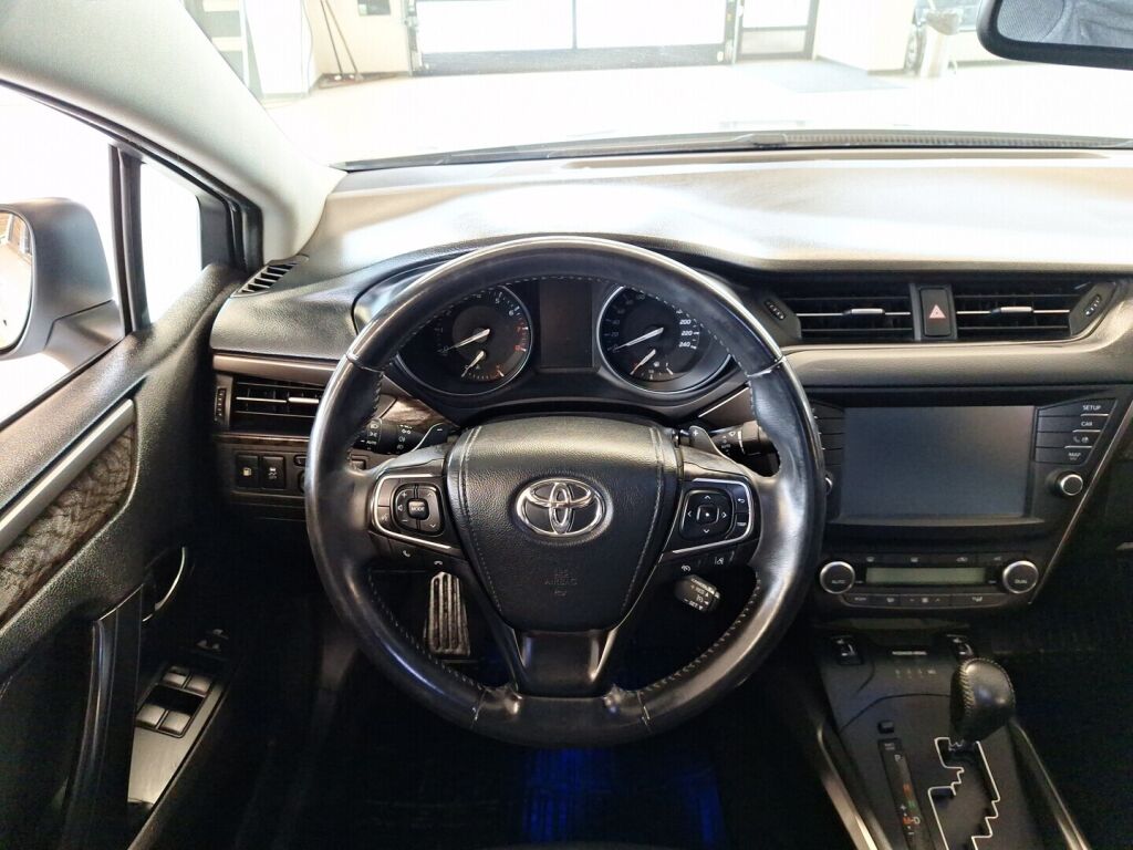 Toyota Avensis 2016 Hopea