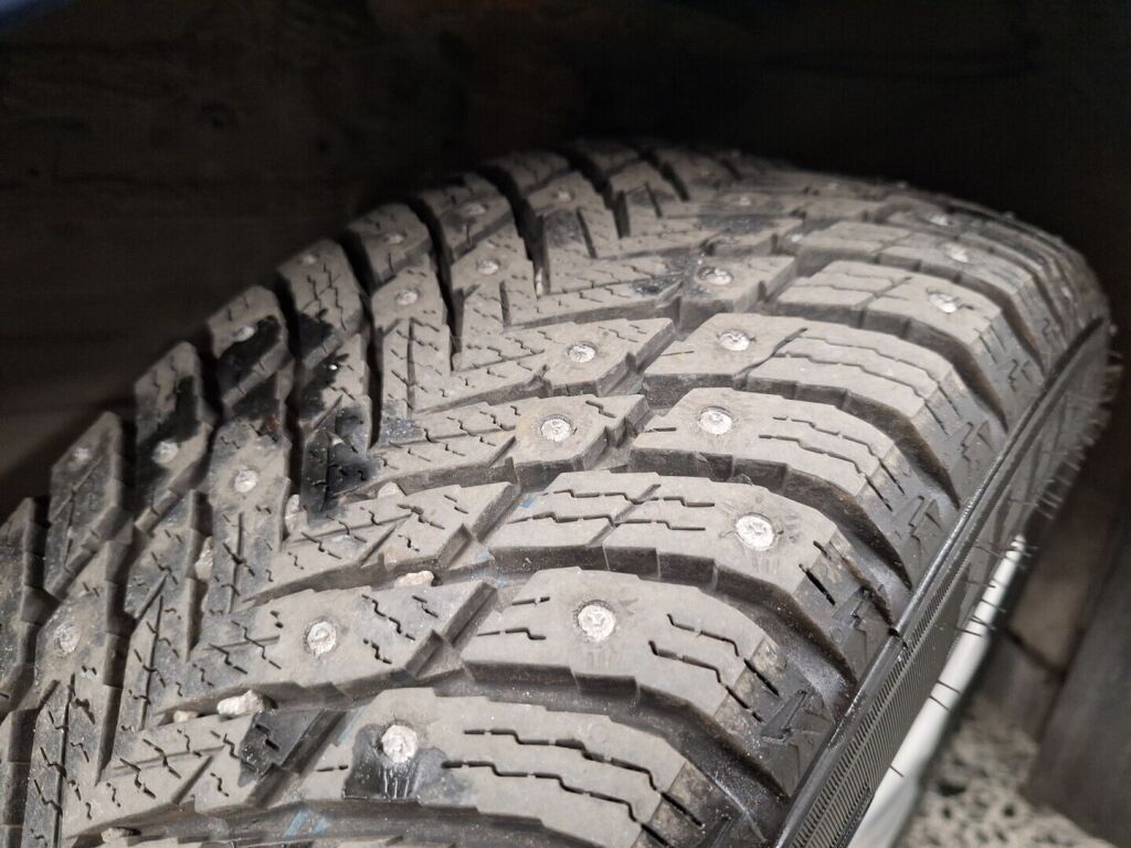 Toyota Auris 2016 Sininen