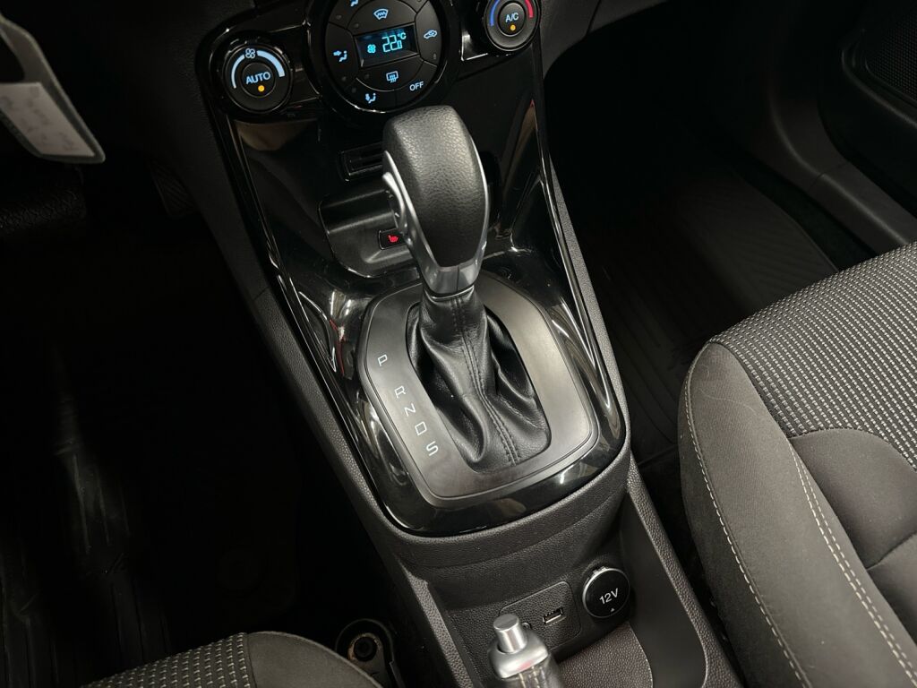 Ford Fiesta 2016 Sininen