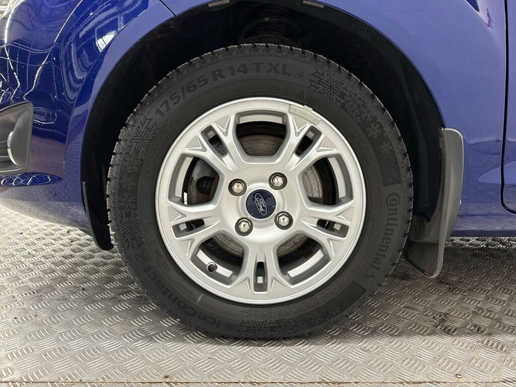 Ford Fiesta 2016 Sininen