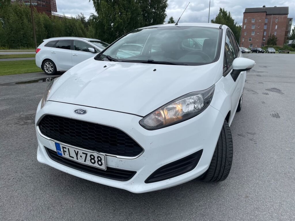 Ford Fiesta 2016 Valkoinen