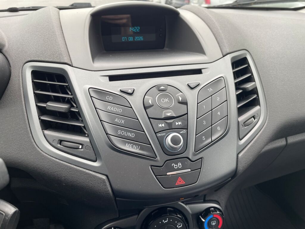 Ford Fiesta 2016 Valkoinen