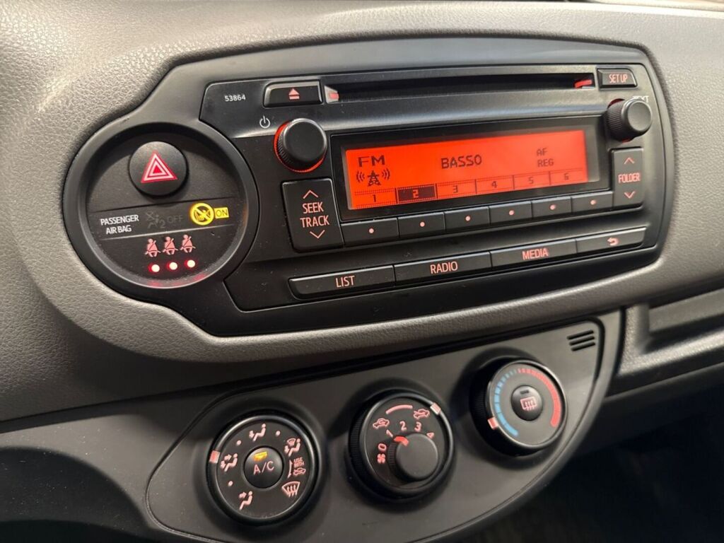 Toyota Yaris 2016 Valkoinen