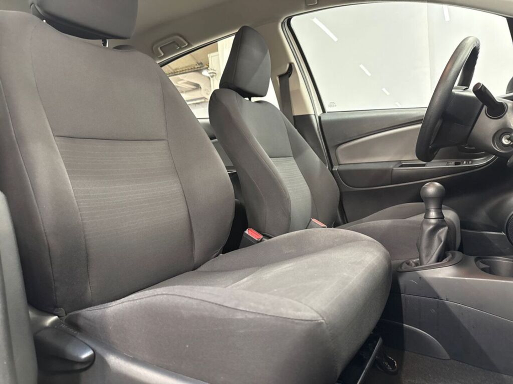 Toyota Yaris 2016 Valkoinen