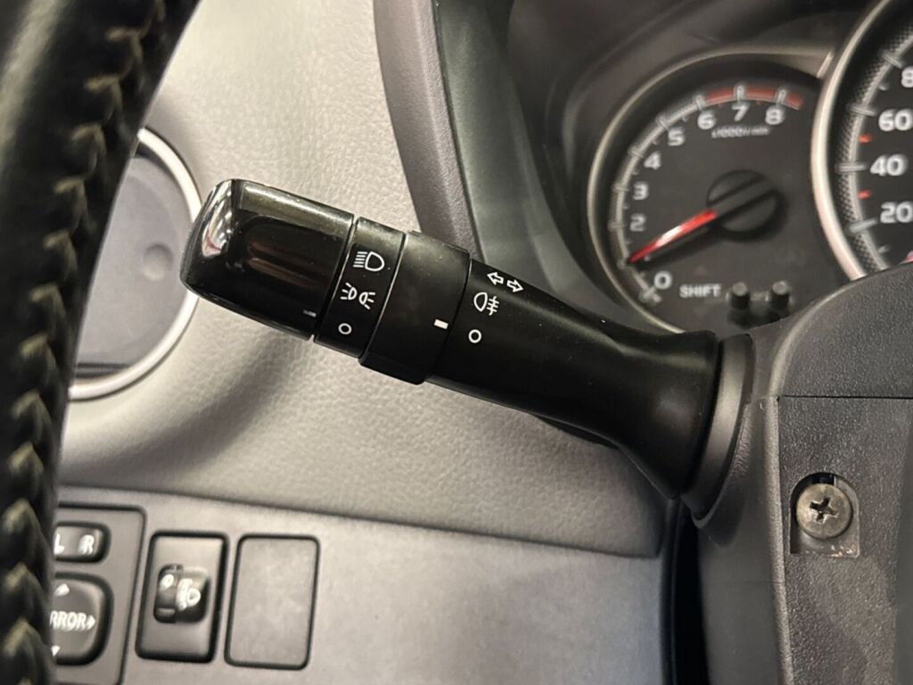 Toyota Yaris 2015 Valkoinen