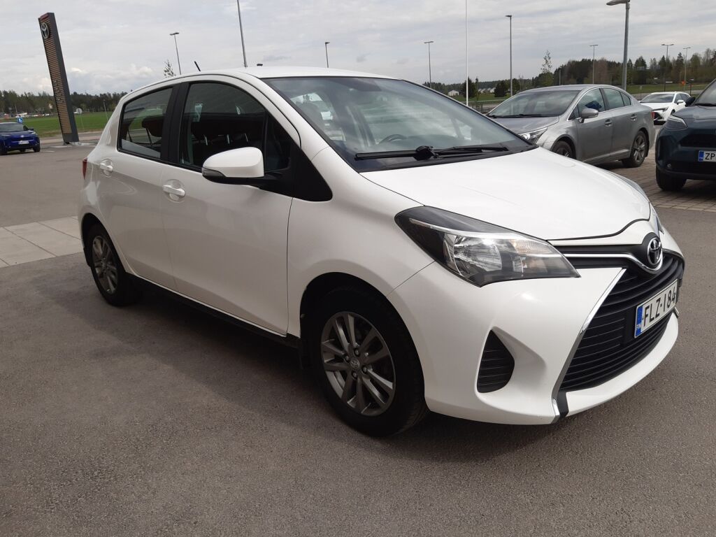 Toyota Yaris 2015 Valkoinen