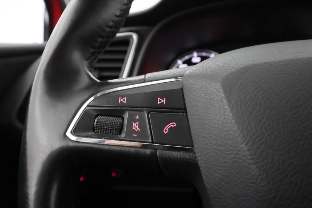 Seat Leon 2016 Punainen