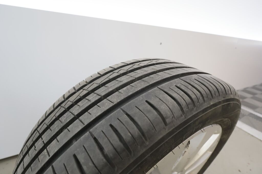 Seat Leon 2016 Punainen