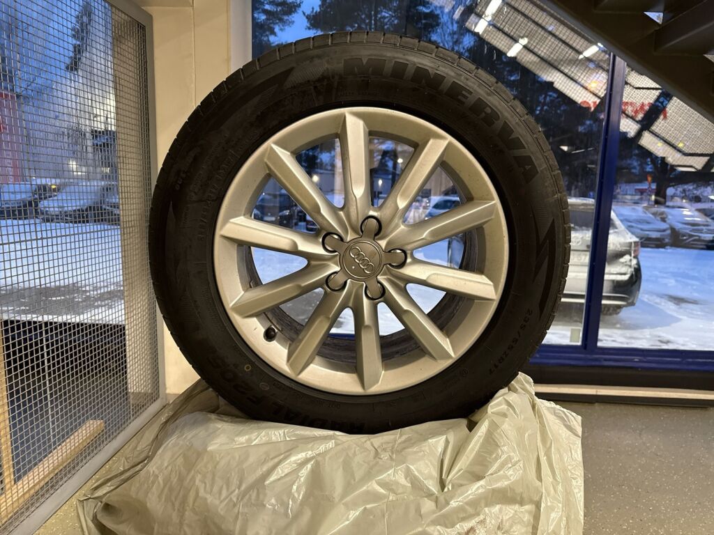 Audi Q3 2016 Valkoinen