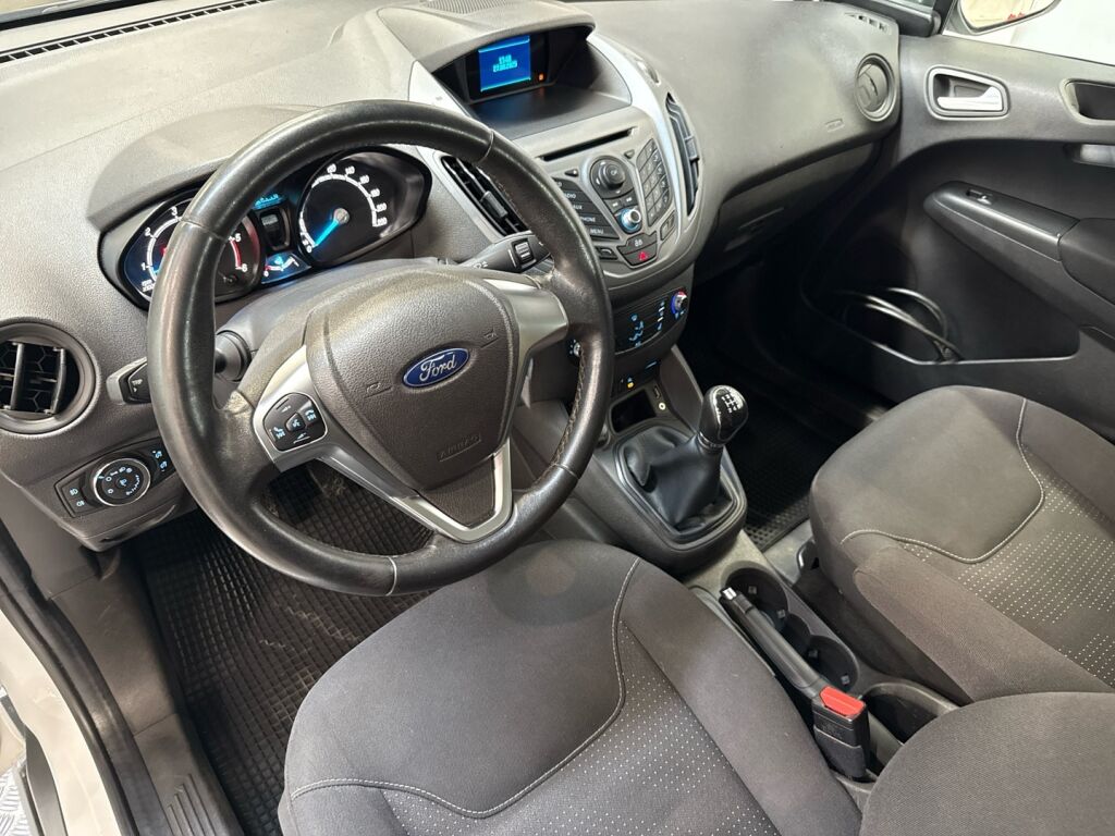 Ford Transit Courier 2016 Valkoinen