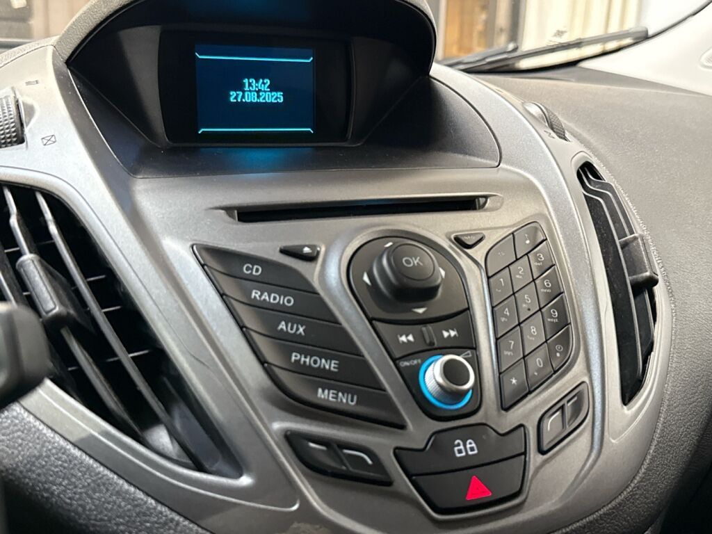 Ford Transit Courier 2016 Valkoinen