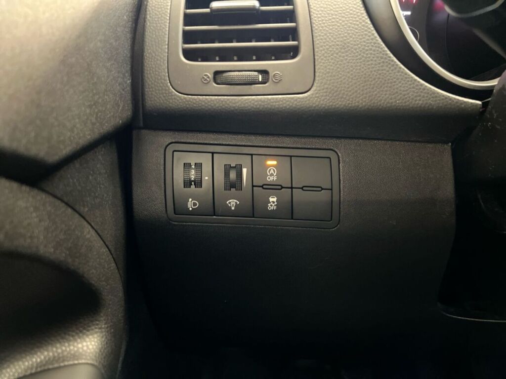Kia Venga 2016 Hopea