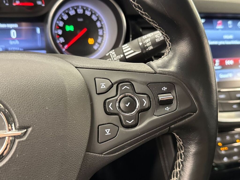 Opel Astra 2016 Valkoinen