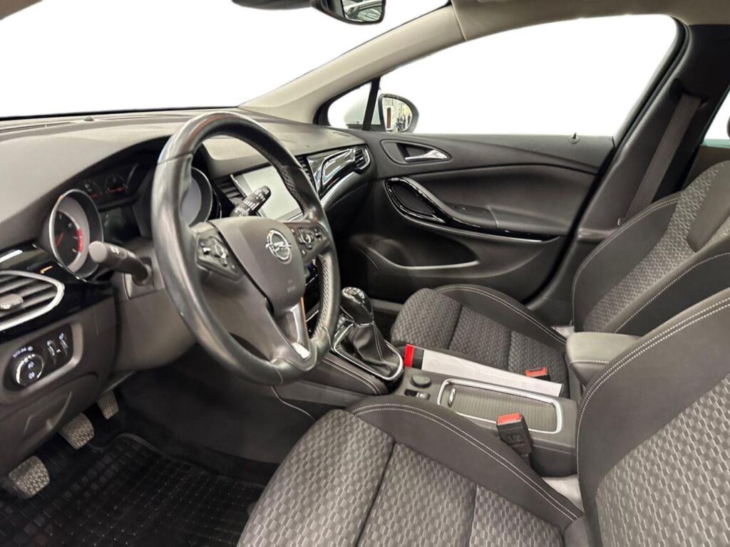 Opel Astra 2016 Valkoinen