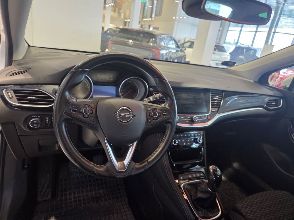 Opel Astra 2016 Valkoinen