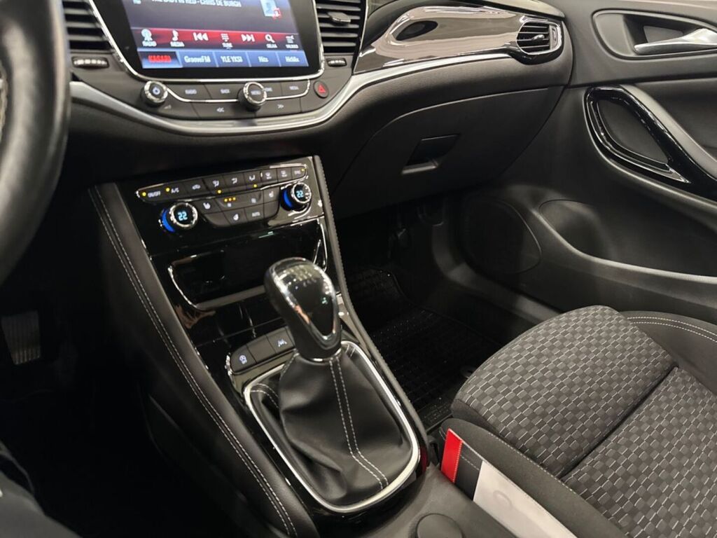Opel Astra 2016 Valkoinen