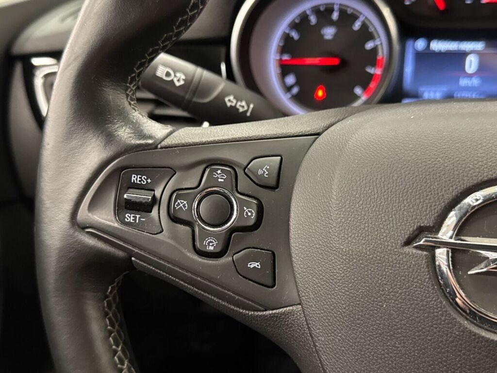 Opel Astra 2016 Valkoinen