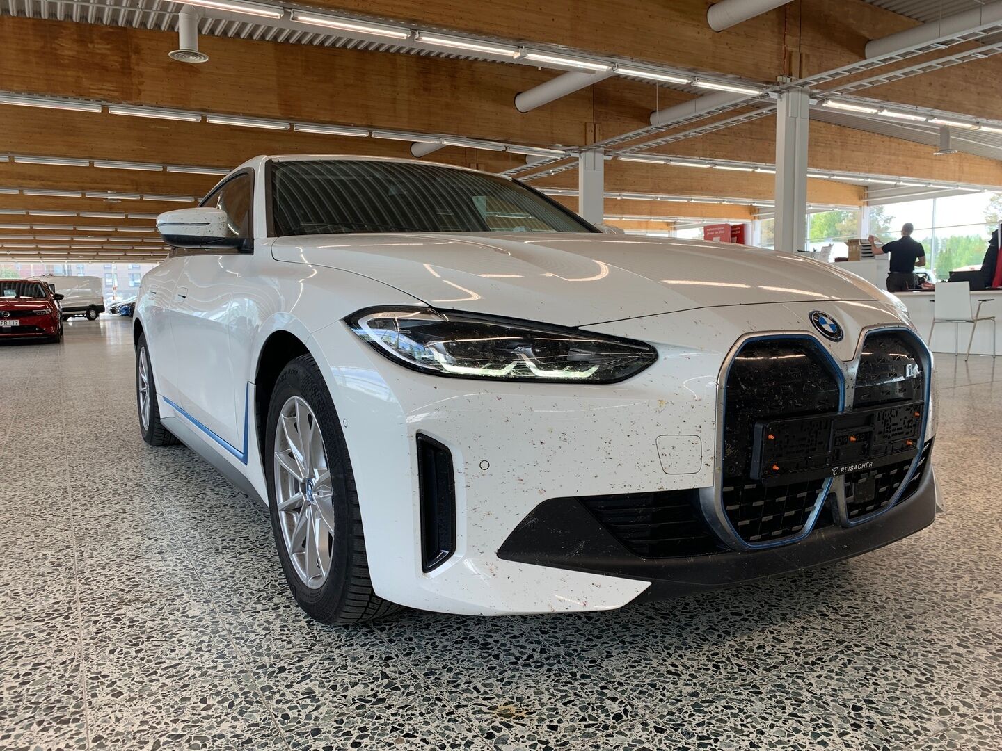 BMW i4