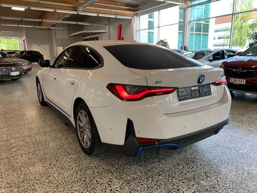 BMW i4 2022 