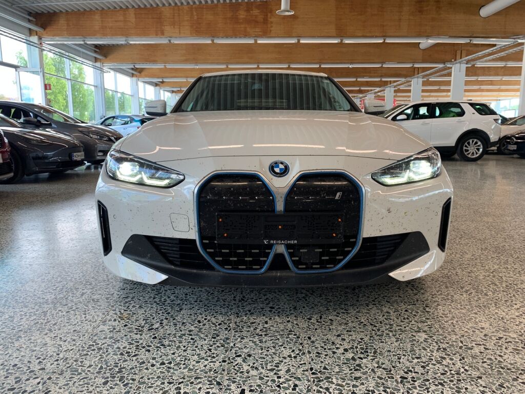 BMW i4 2022 
