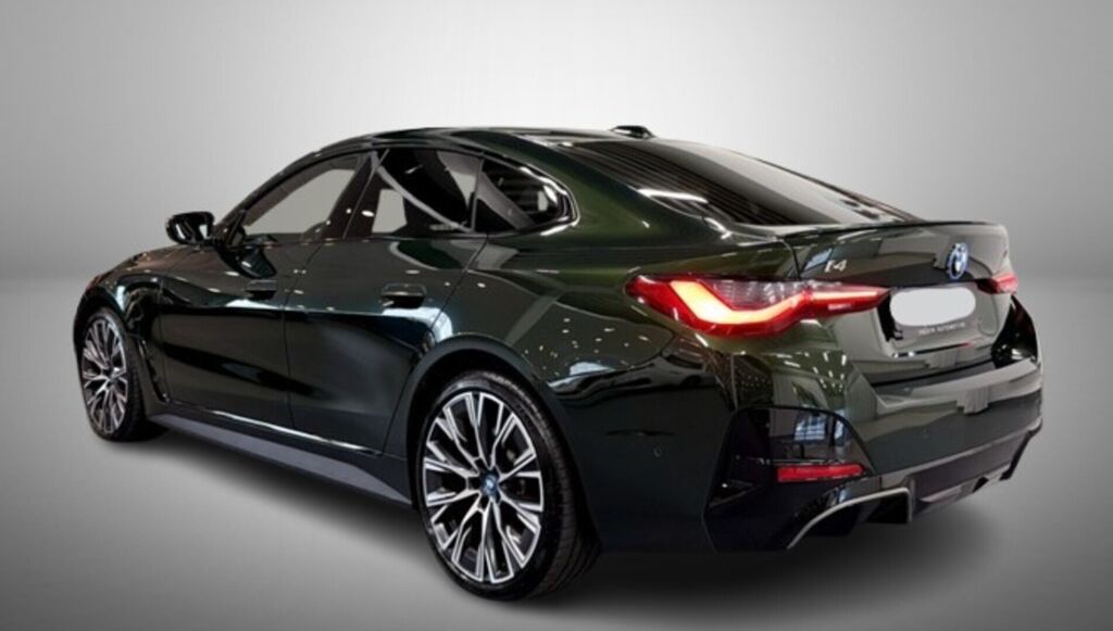 BMW I4 M50 2022 Vihreä