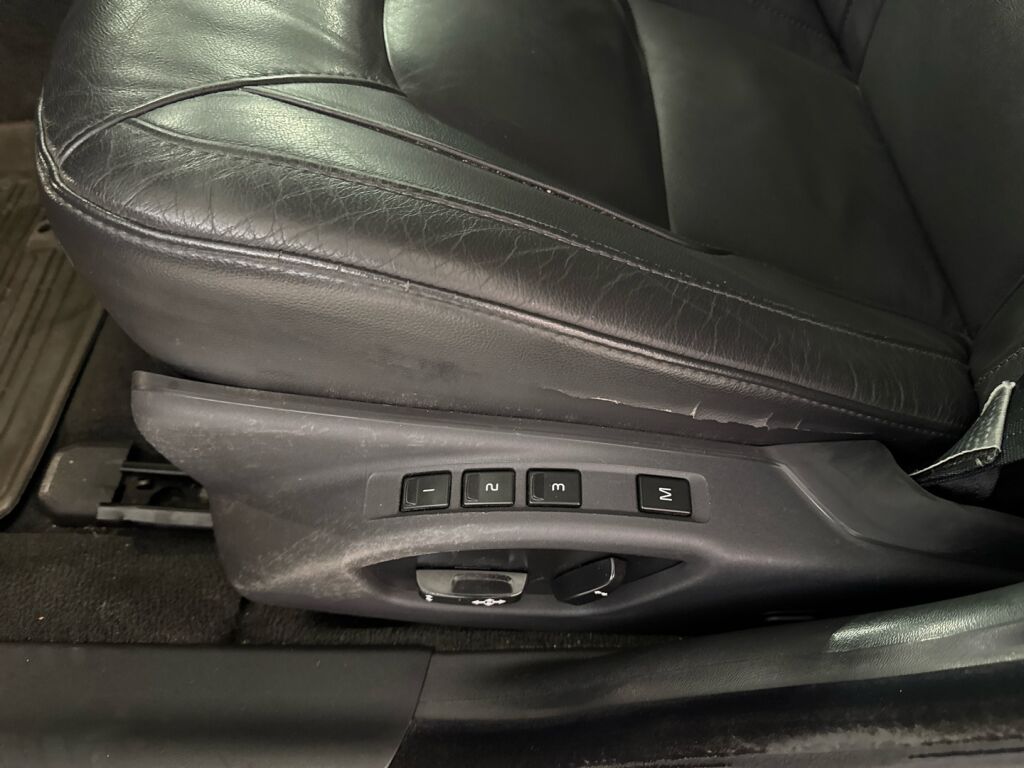 Volvo V70 2016 Ruskea (beige)