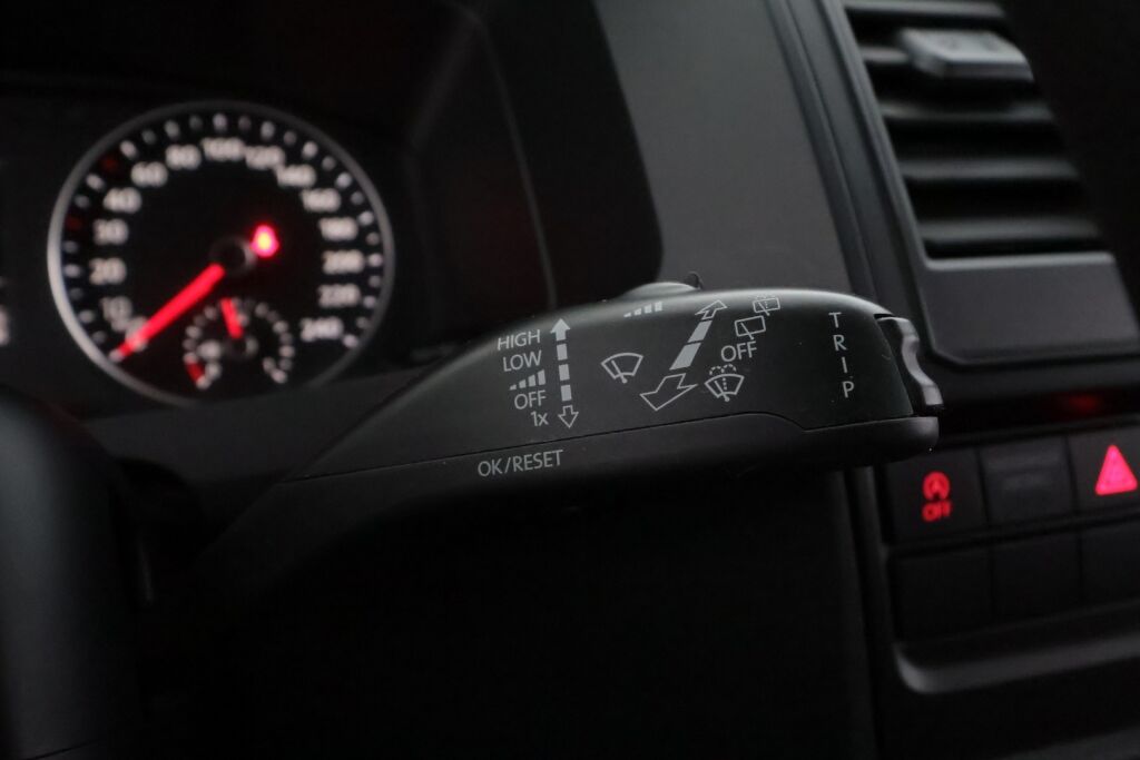 Volkswagen Transporter 2015 Sininen