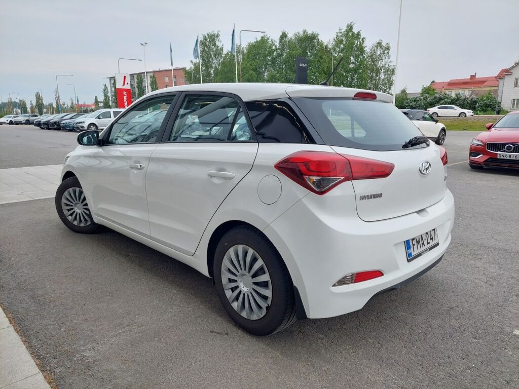 Hyundai i20 5d 2015 Valkoinen