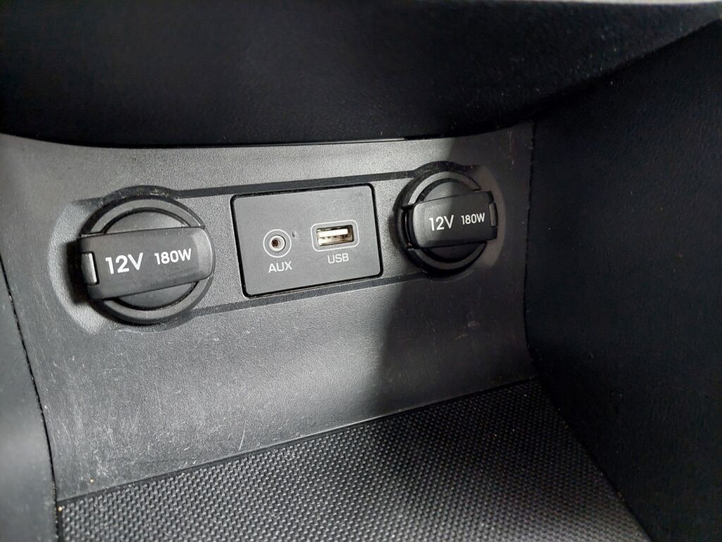 Hyundai i20 5d 2015 Valkoinen