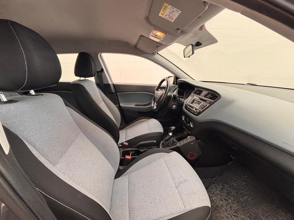 Hyundai i20 5d 2016 Harmaa