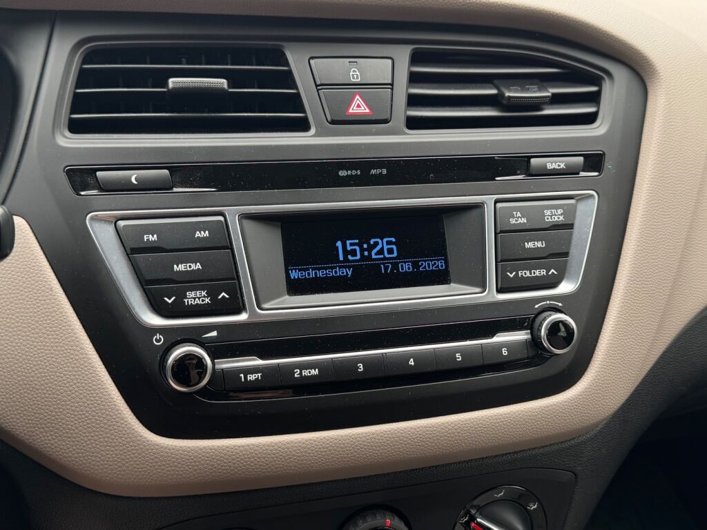 Hyundai i20 5d 2016 Punainen