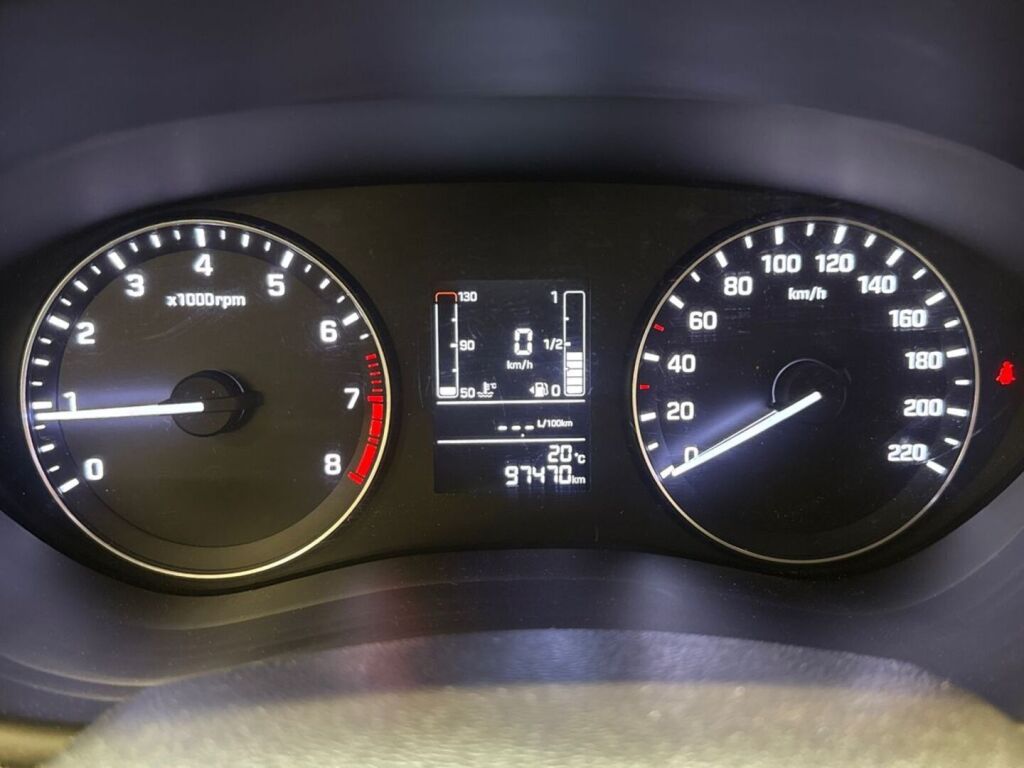 Hyundai i20 5d 2016 Punainen