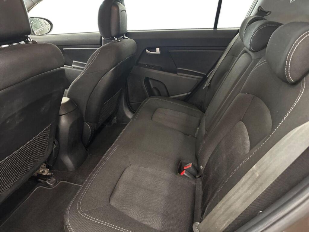 Kia Sportage 2016 Ruskea (beige)