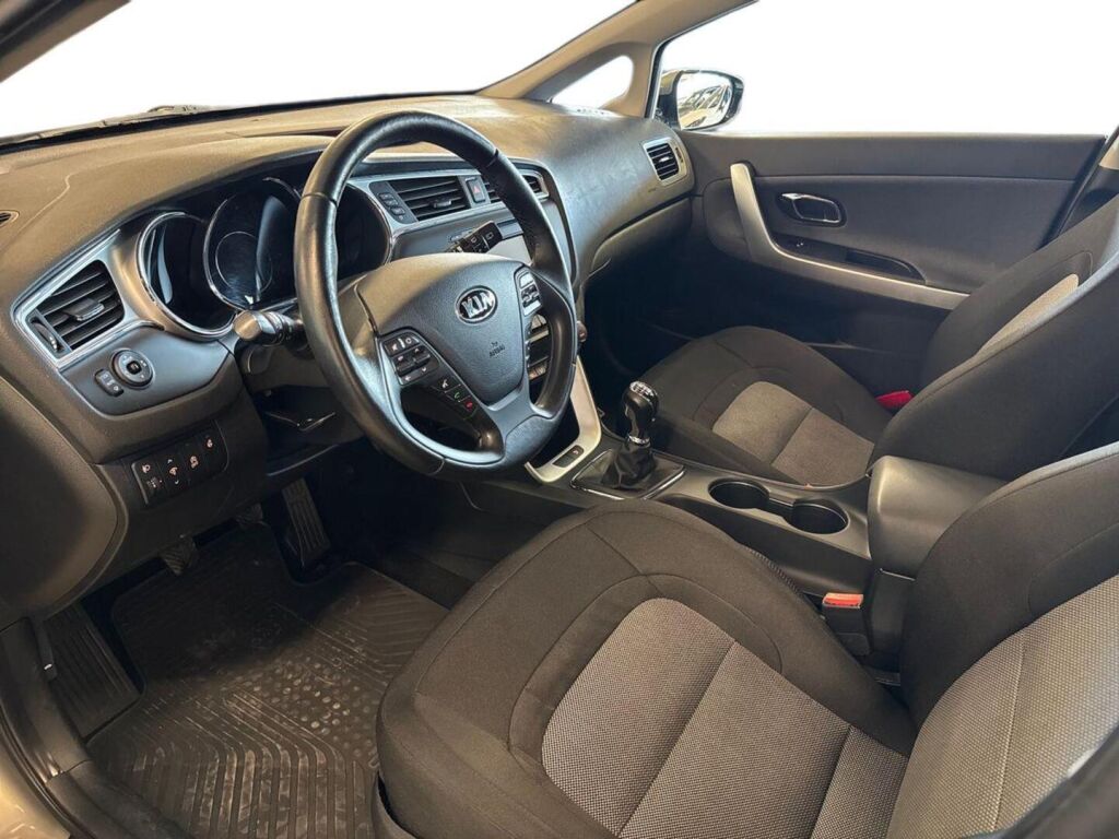 Kia Ceed 2016 Hopea